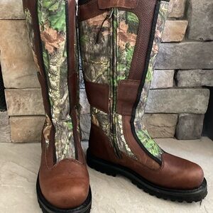RedHead she snake proof water proof camo boots bayou II 9.5